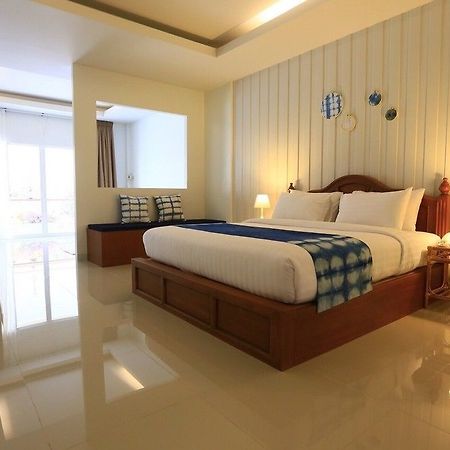 Baan Iyara Hotel Nan Luaran gambar