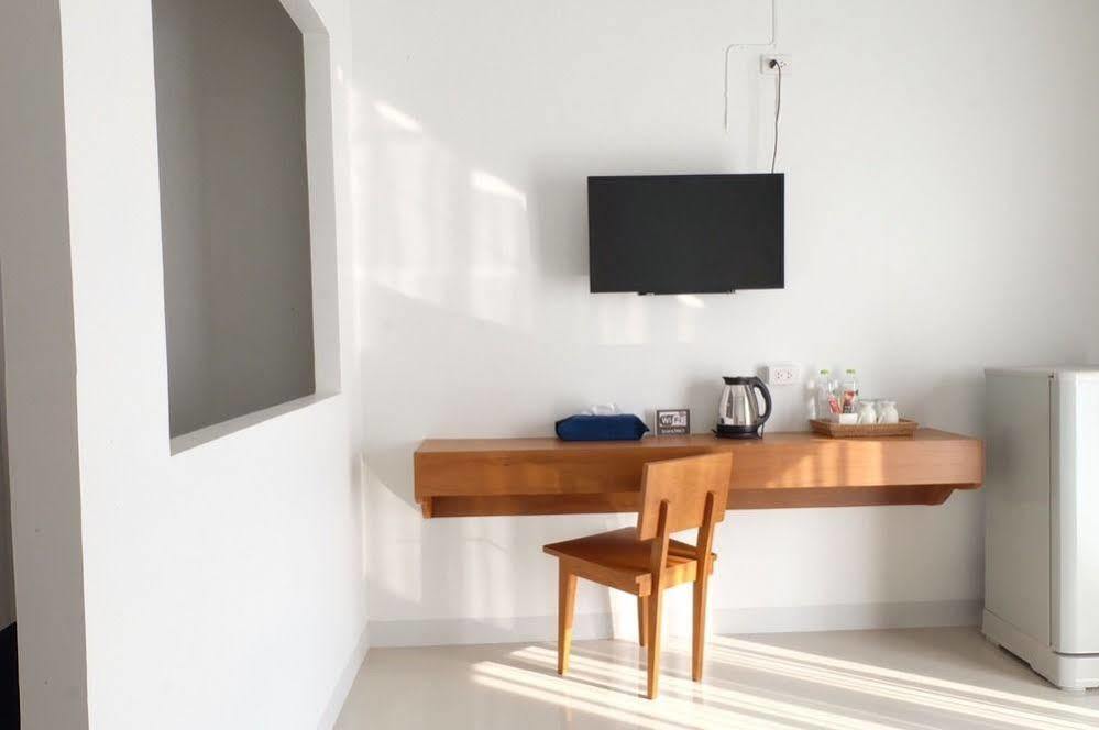 Baan Iyara Hotel Nan Luaran gambar