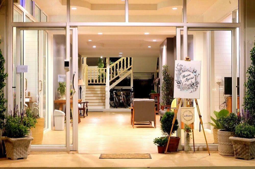 Baan Iyara Hotel Nan Luaran gambar